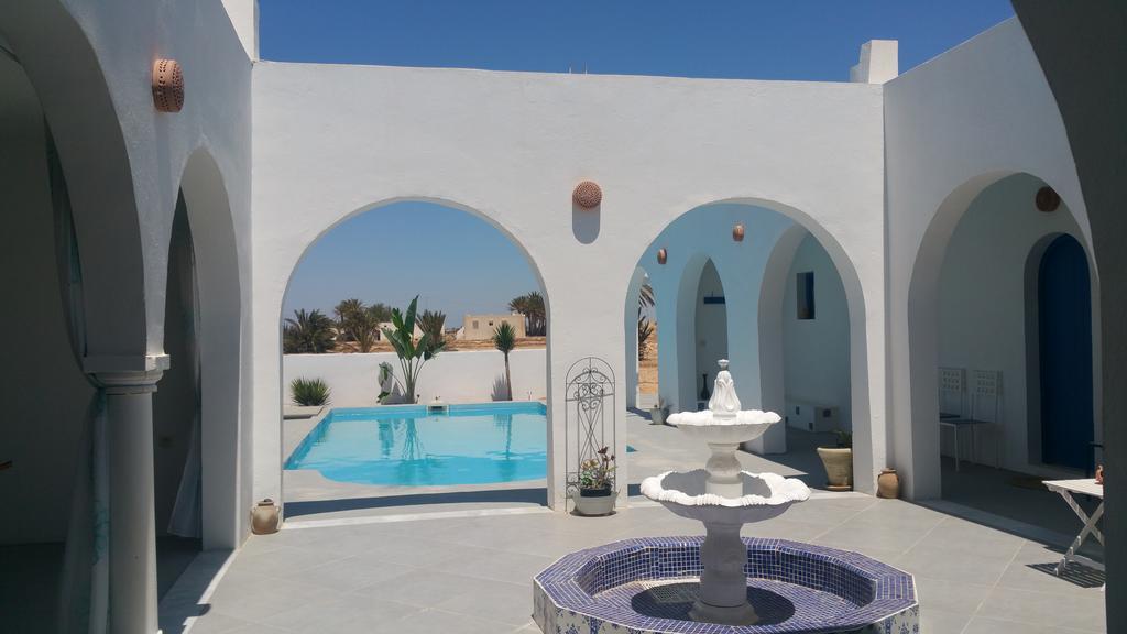 Dar Chick Yahia Ile De Djerba Bed and Breakfast Mezrane Exteriör bild